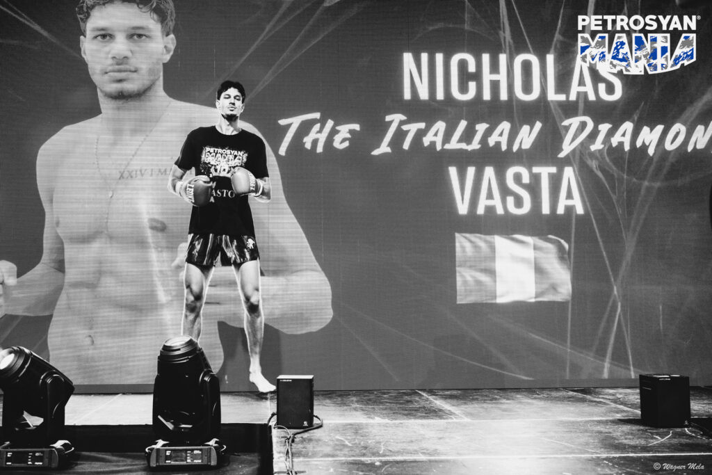 PetrosyanMania Maggio 2026 Main card-120